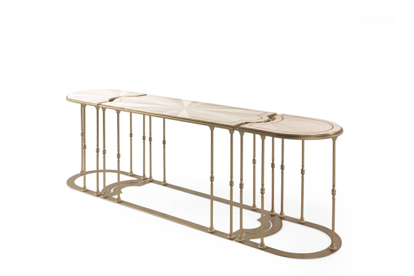 LUMIÈRE console - A luxury experience with the Héritage collection and its classic luxurious furniture