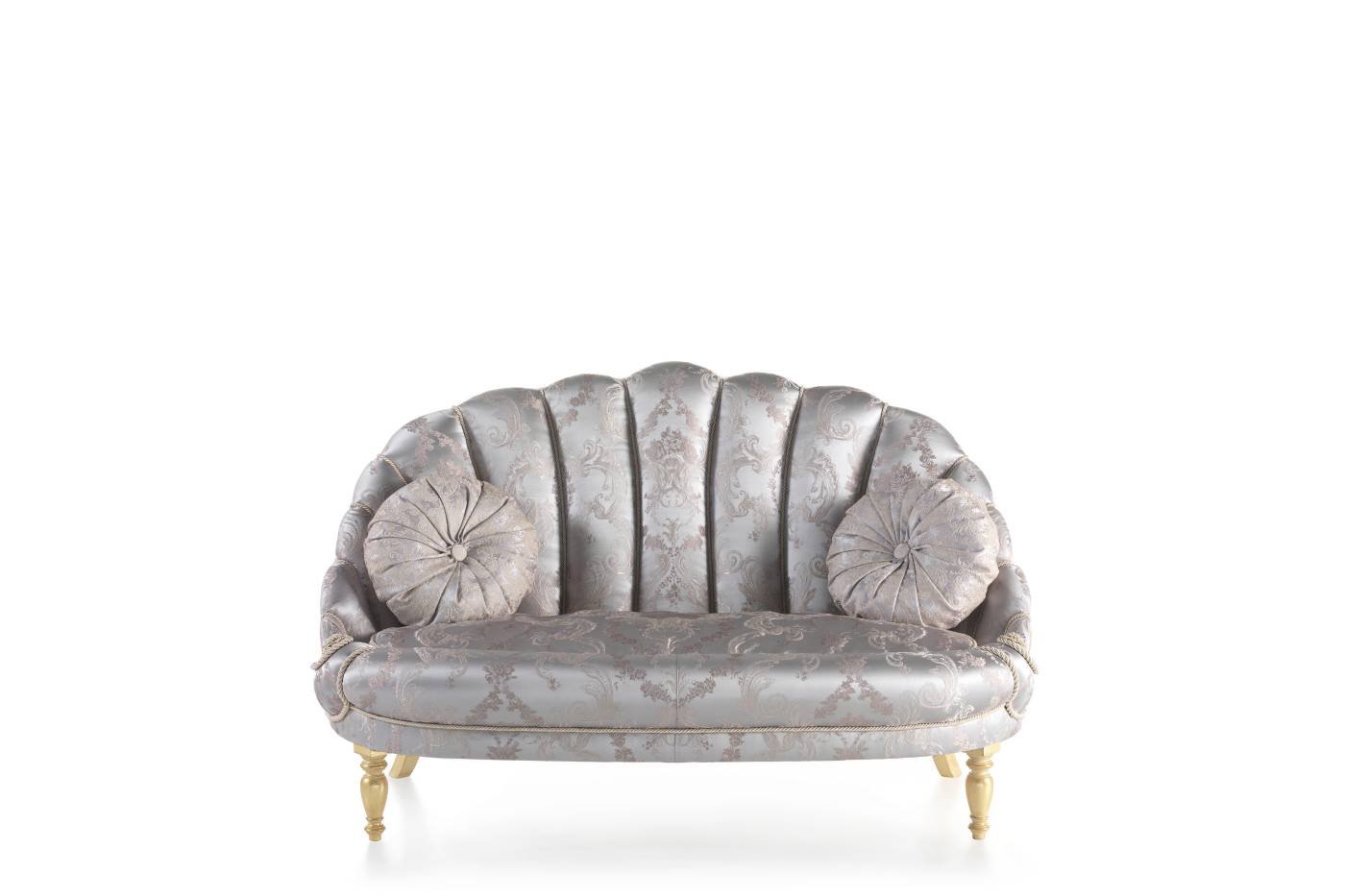 LA GRANDE DAME 2-seater sofa - Elevate your spaces with Made in Italy luxury classic sofas.