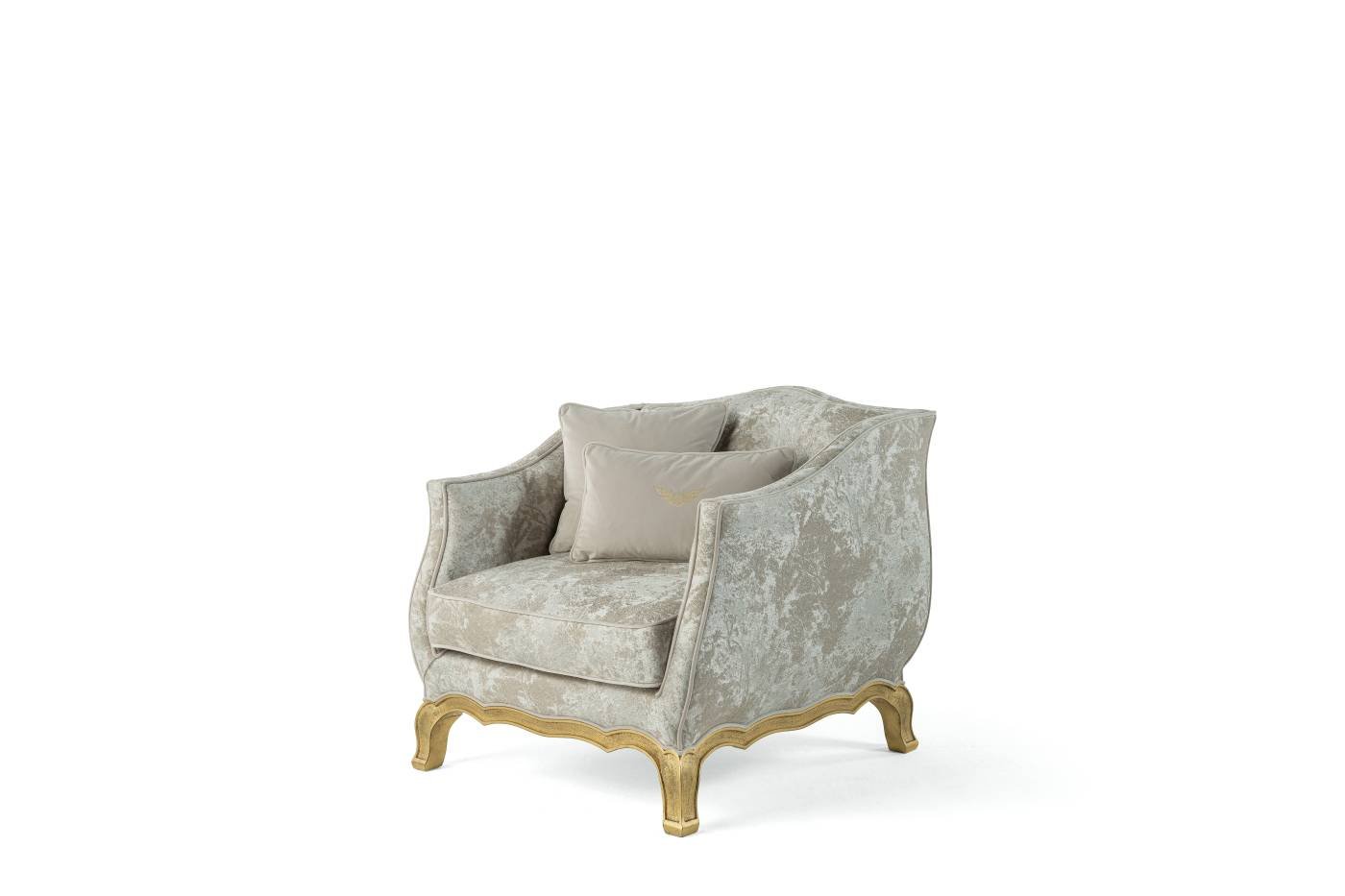 GRANDCAM&Eacute;E armchair - quality furniture and timeless elegance with luxury Made in Italy classic armchairs of H&eacute;ritage collection.