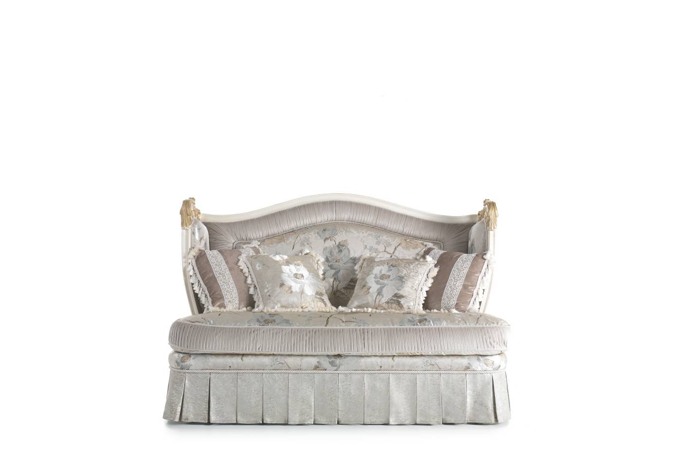 SCARLETT 2-seater sofa - 3-seater sofa - Discover the epitome of luxury with the Domus collection by Jumbo Collection, fully custom made for tailor-made projects.