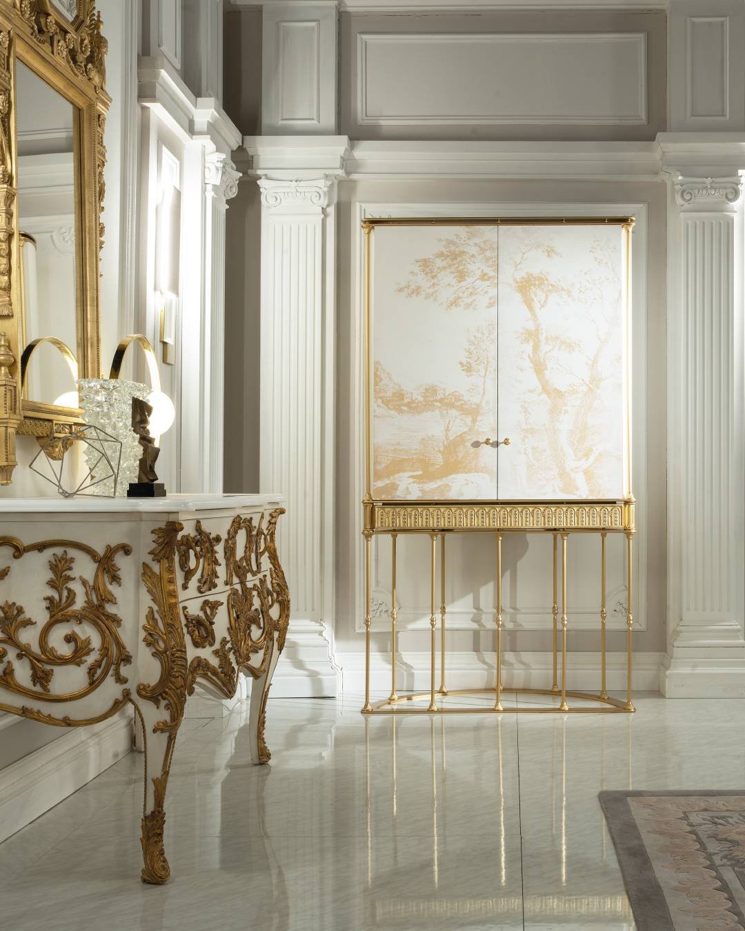 JC_Eclectic-Decor_Lumiere_Cabinet_01