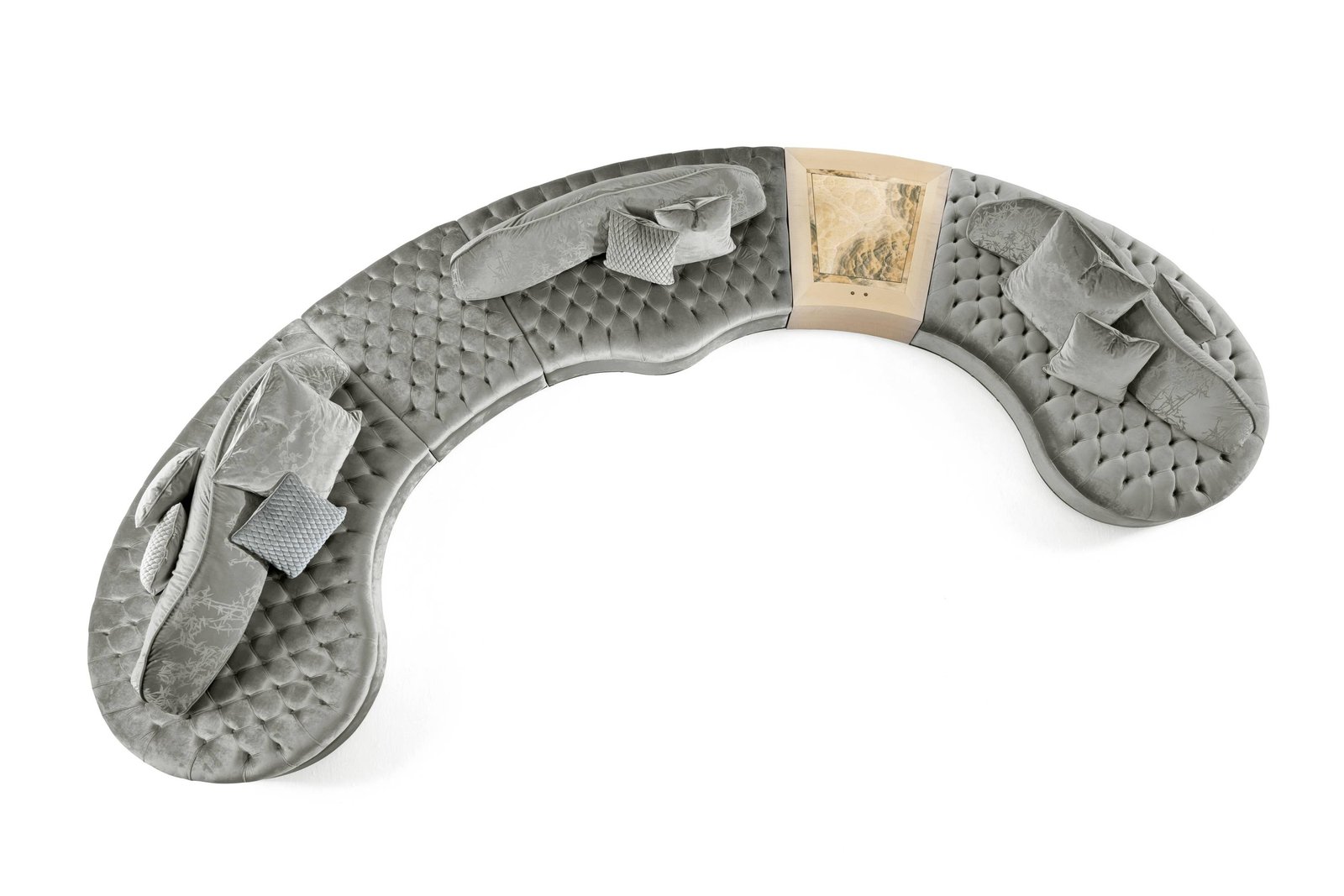 TOKYO sectional sofa - A luxury experience with the Oro Bianco collection and its classic luxurious furniture