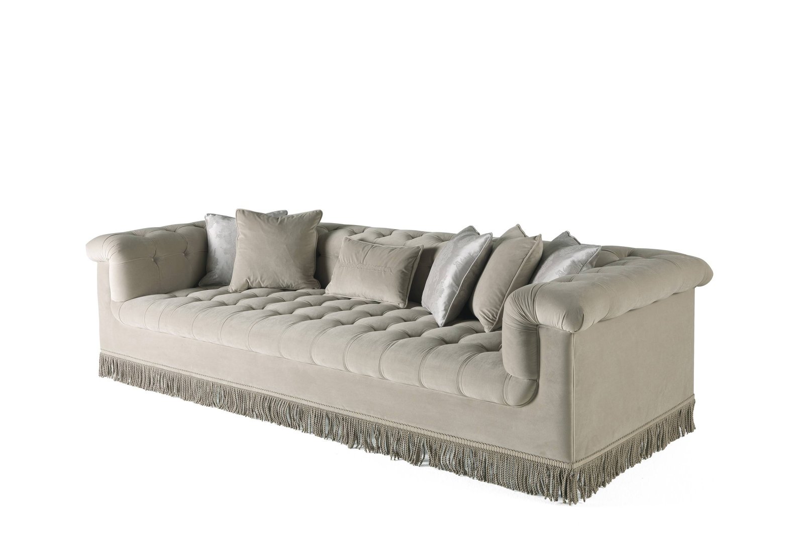 GRAND ARM&Eacute;E 2-seater sofa - 3-seater sofa - armchair - sofa - A luxury experience with the H&eacute;ritage collection and its classic luxurious furniture