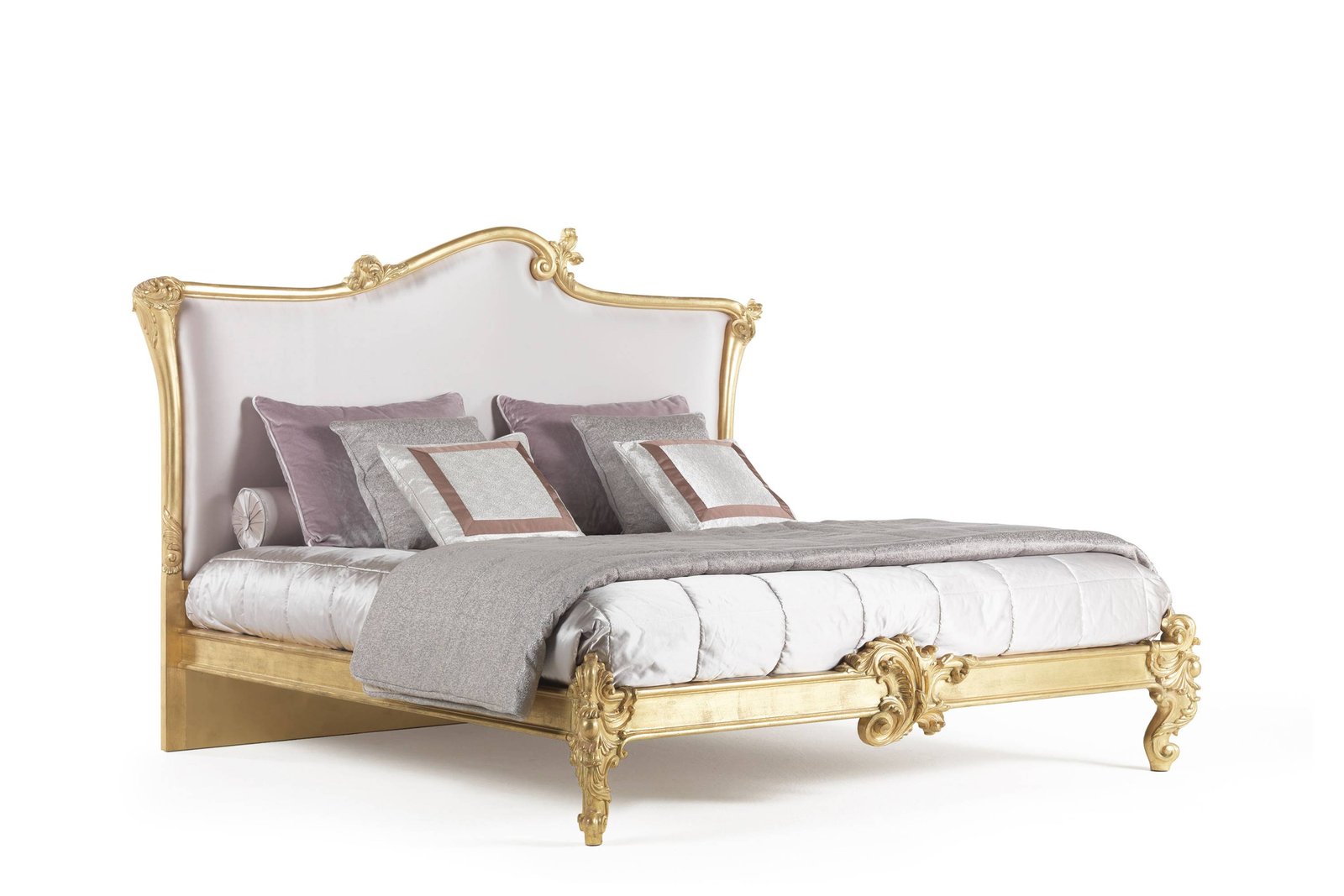 SOPHIE bed &ndash; Transform your space with sophisticated Made in Italy classic BEDS.