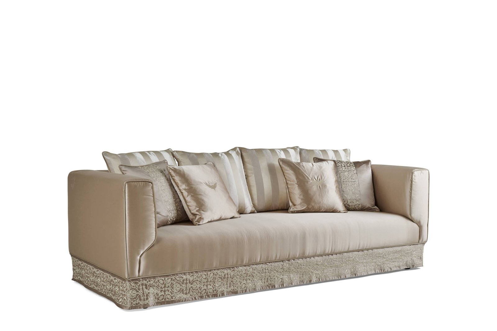 BRODERIE 3-seater sofa - A luxury experience with the H&eacute;ritage collection and its classic luxurious furniture