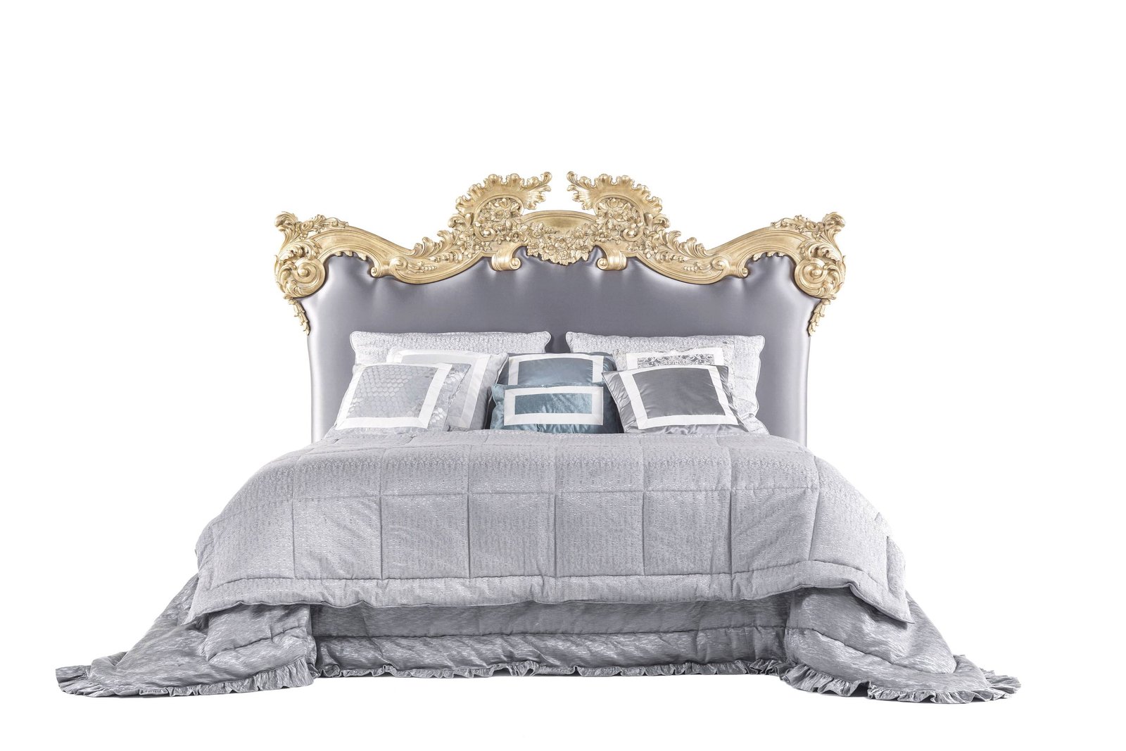 PLEASURE bed &ndash; Jumbo Collection Italian luxury classic BEDS. tailor-made interior design projects to meet all your furnishing needs