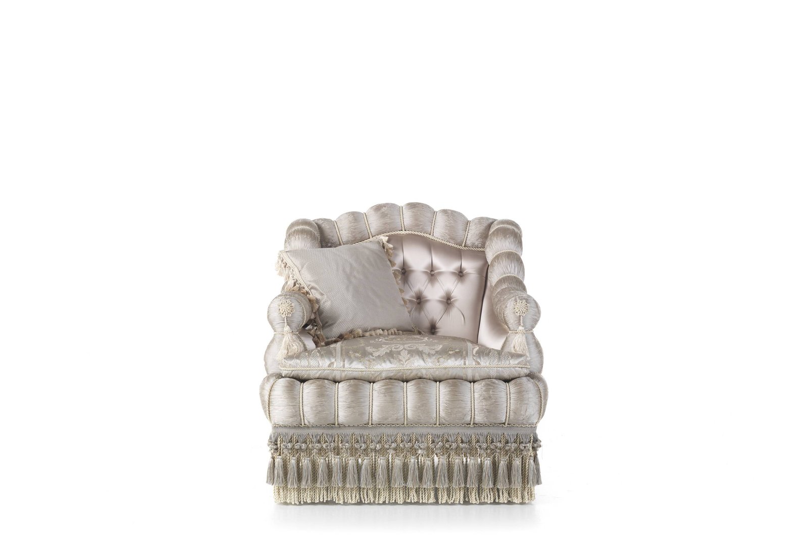 CANOVA armchair &ndash; Jumbo Collection Italian luxury classic armchairs. tailor-made interior design projects to meet all your furnishing needs