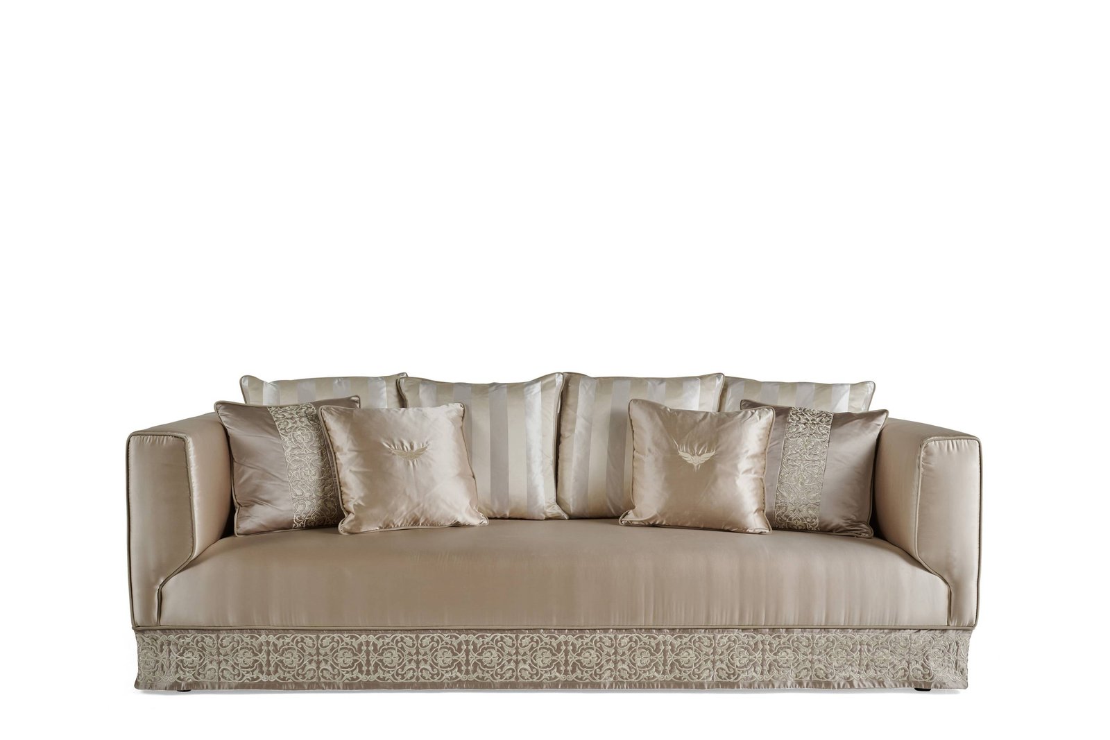 BRODERIE 3-seater sofa - A luxury experience with the H&eacute;ritage collection and its classic luxurious furniture